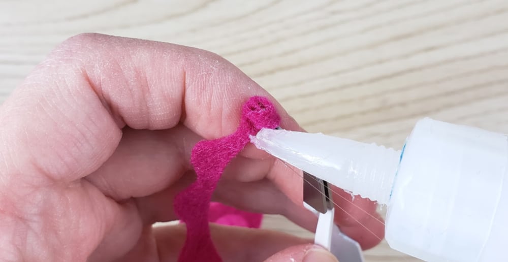 DIY Felt Flower Earrings, Tutorial