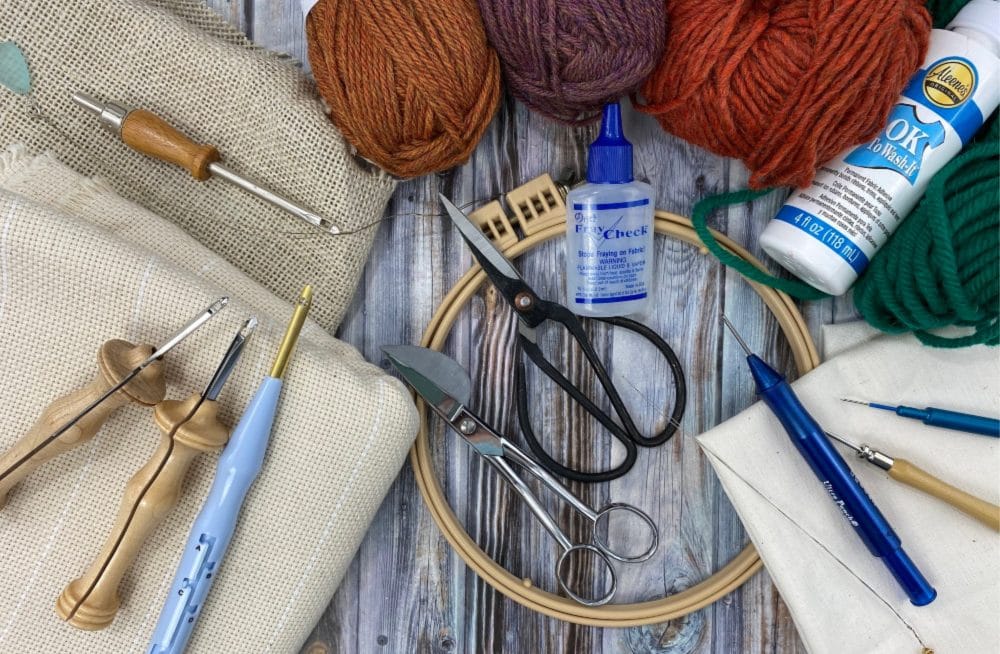 Here is a guide to the size of Oxford Punch Needles. One picture shows the  front of the loops and the other picture shows the size of loops - Punch  Hooking Rugs