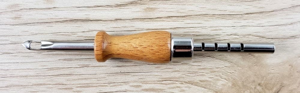 https://www.marchingnorth.com/wp-content/uploads/2020/05/Adjustable-wooden-handled-punch-needle-2.jpg