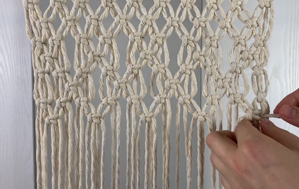 How to Make Boho Chic Macrame Placemats (with 2 knots!)