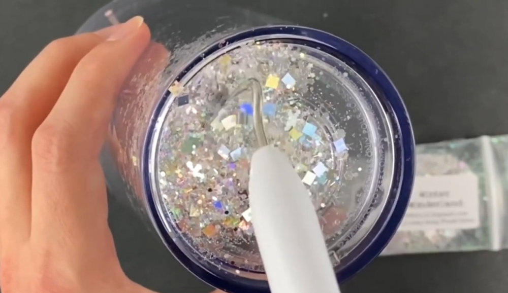 How To Make A Snow Globe Starbucks Cup (2 Ways!) 