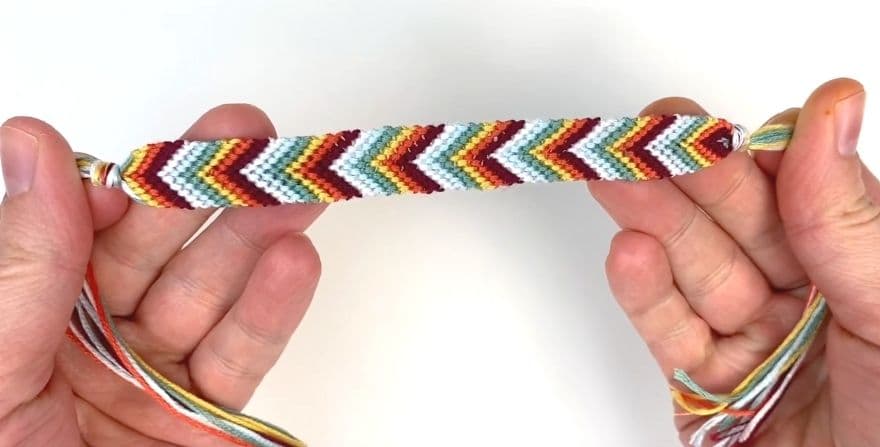 How To Make Friendship Bracelets (15+ Step-by-Step Guide) - Cutesy Crafts