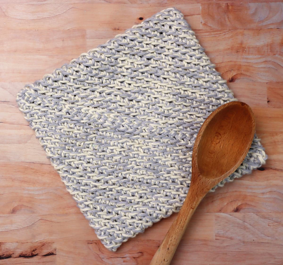 Magic Crochet Pot Holder (Double Thick!) Free Pattern Marching North