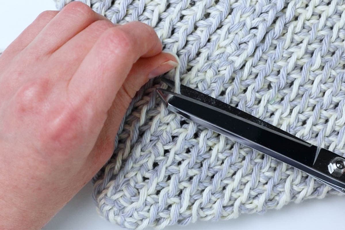 How to Crochet a Double Thick Magic Pot Holder using the Moss Stitch - Week  4 Crochet-along 