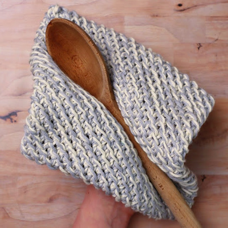 Cast Iron Pot Holders - Free Crochet Pattern • Green Fox Farms Designs
