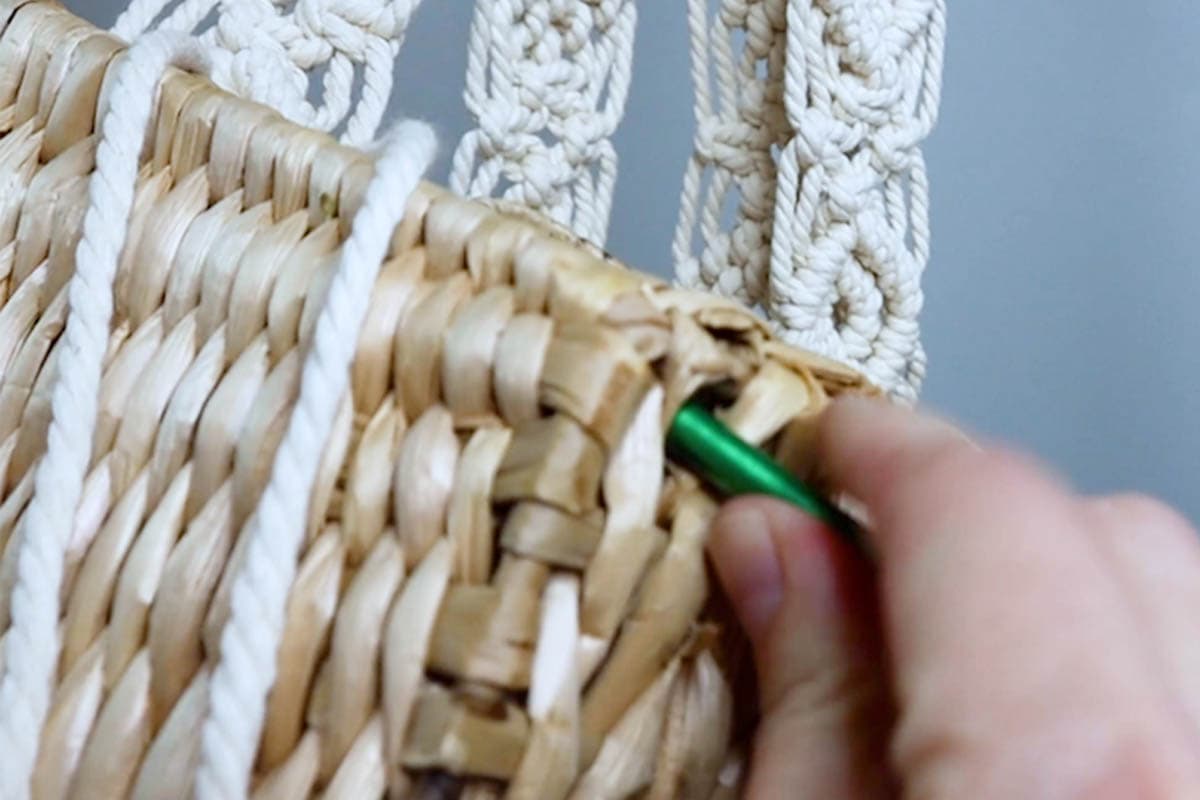 Free Macrame Hanging Storage Basket Pattern Diy Makeover Marching