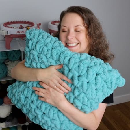 Crochet Chunky Yarn Square Pillow Tutorial 