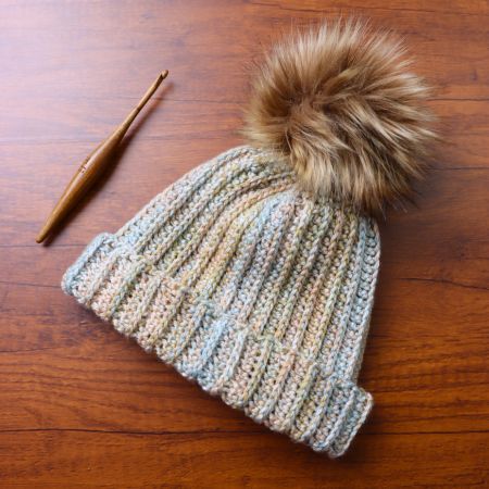 super easy ribbed crochet beanie featured image